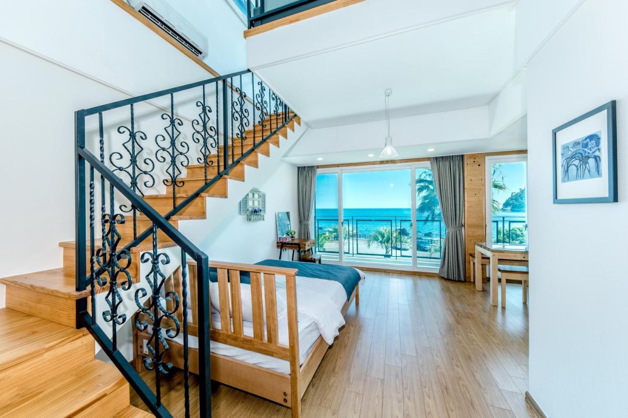 Jeju Aurum Согвипхо Экстерьер фото